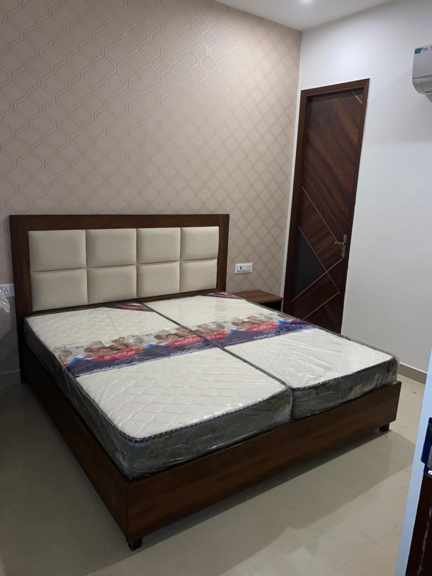 Royal Park Inn Greater Noida Exterior foto